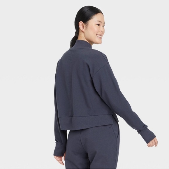 All In Motion NWOT Womens Sweatshirt - Picture 4 of 4